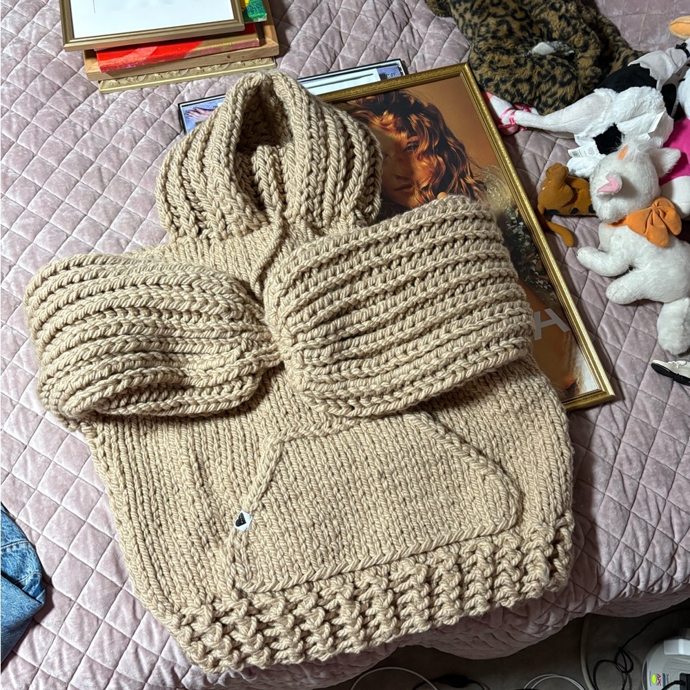 Mumshandmade Chunky Crochet Knit Hoodie